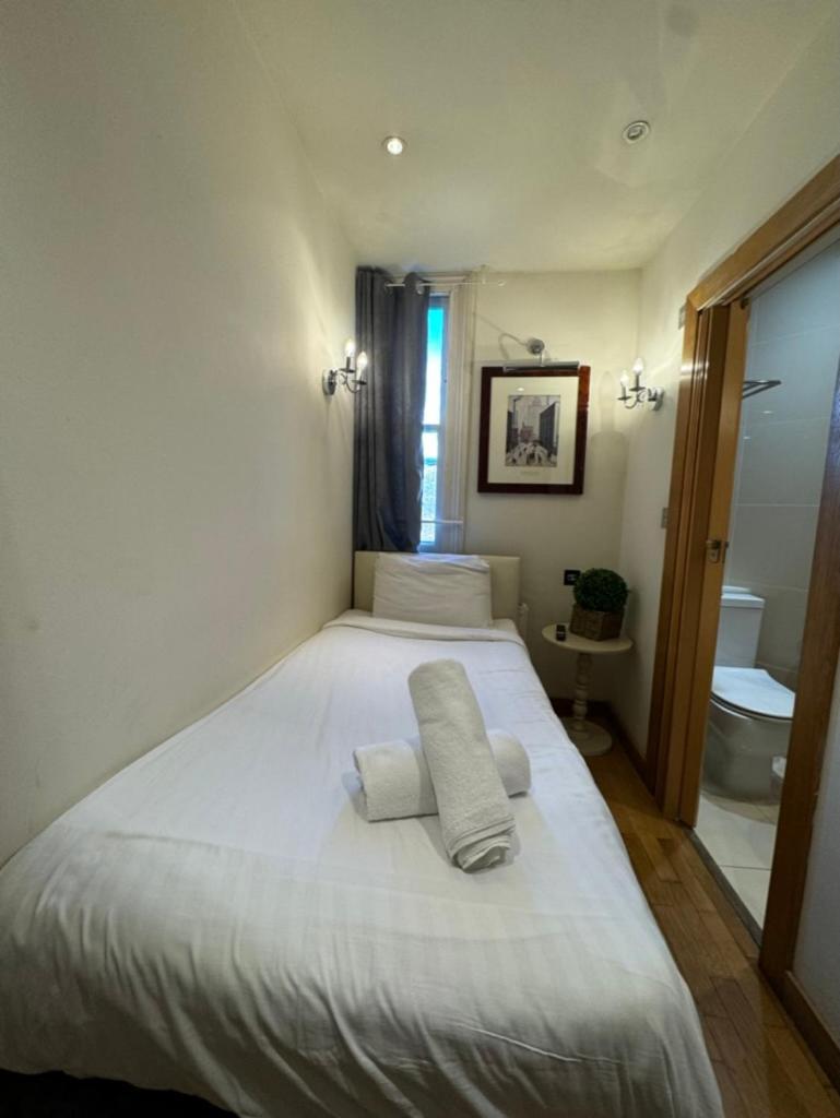 The Paramount Hotel London Bagian luar foto
