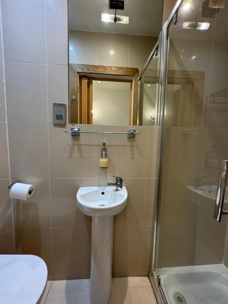 The Paramount Hotel London Bagian luar foto